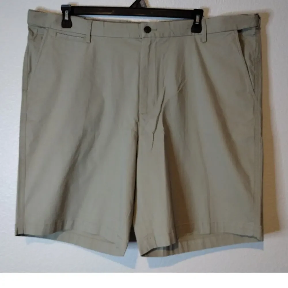 Lands' End Men's Size 44 Waist Tan Beige Khaki Chino Traditional Fit Shorts